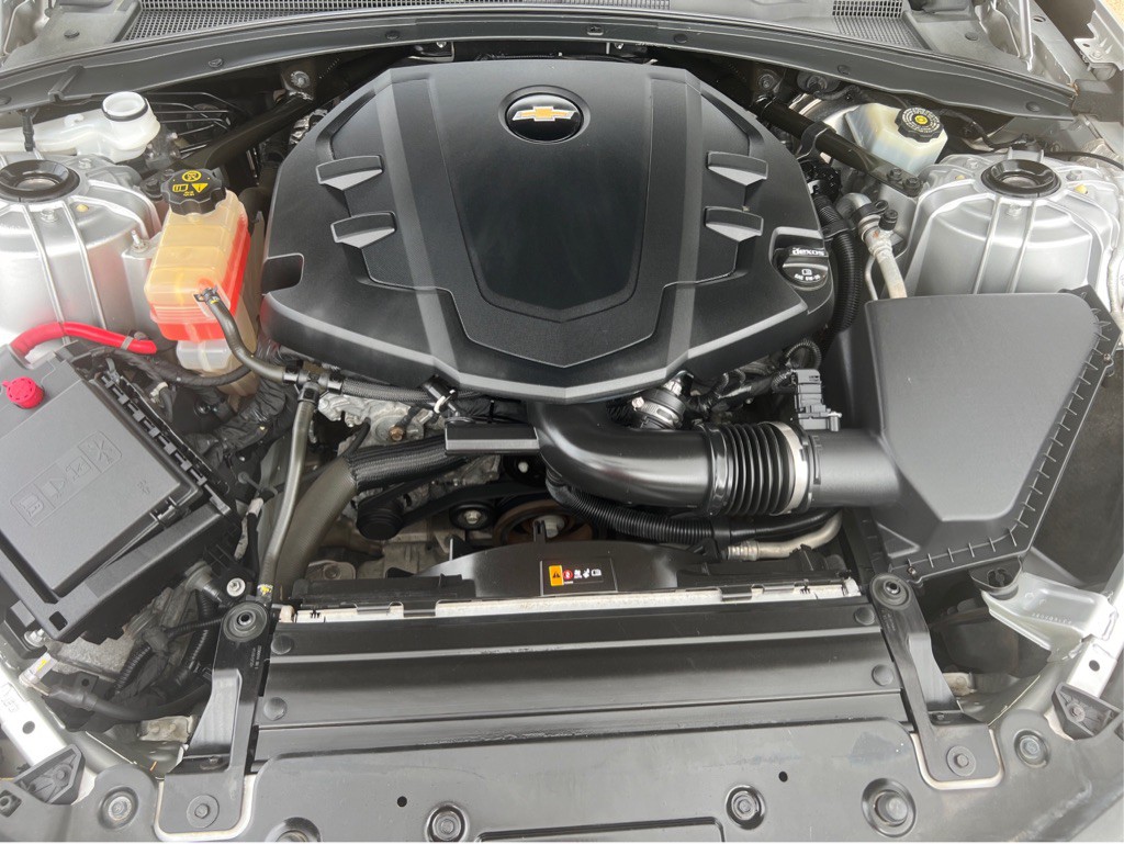 2016 Chevrolet Camaro Image 16