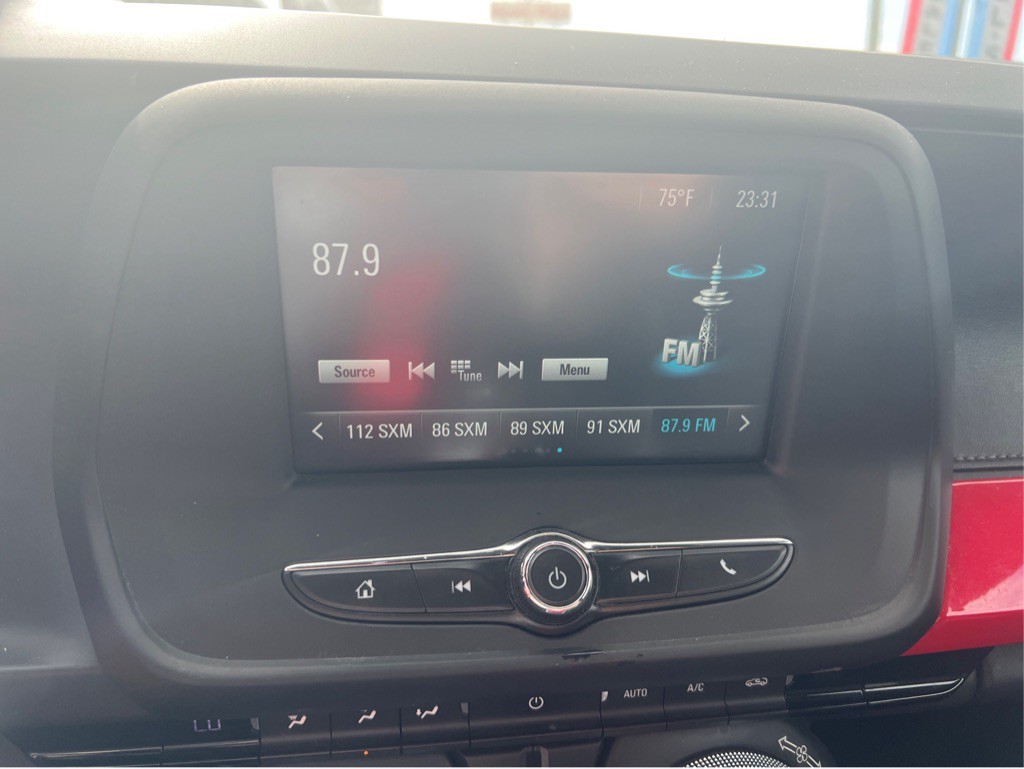 2016 Chevrolet Camaro Image 18