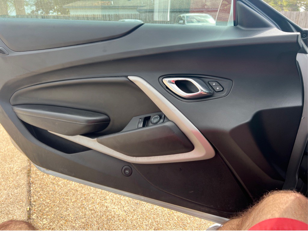 2016 Chevrolet Camaro Image 21