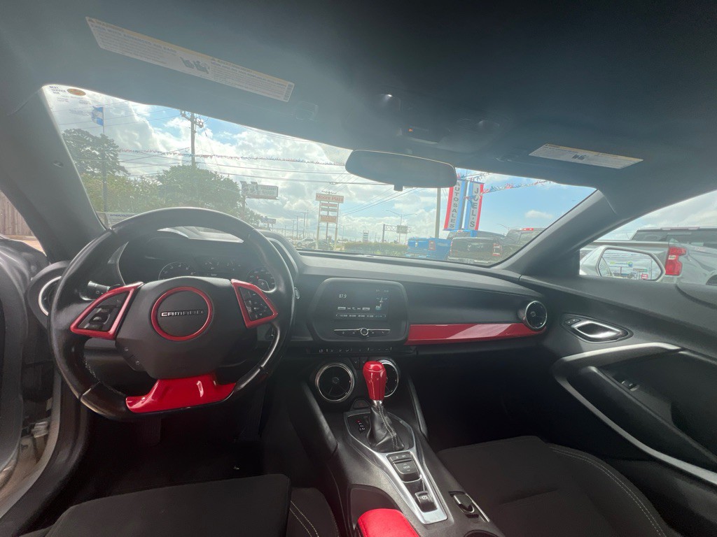 2016 Chevrolet Camaro Image 22