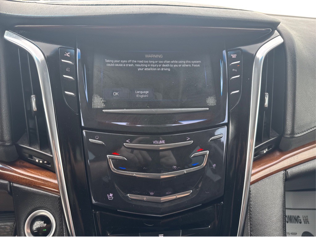 2016 Cadillac Escalade Image 13