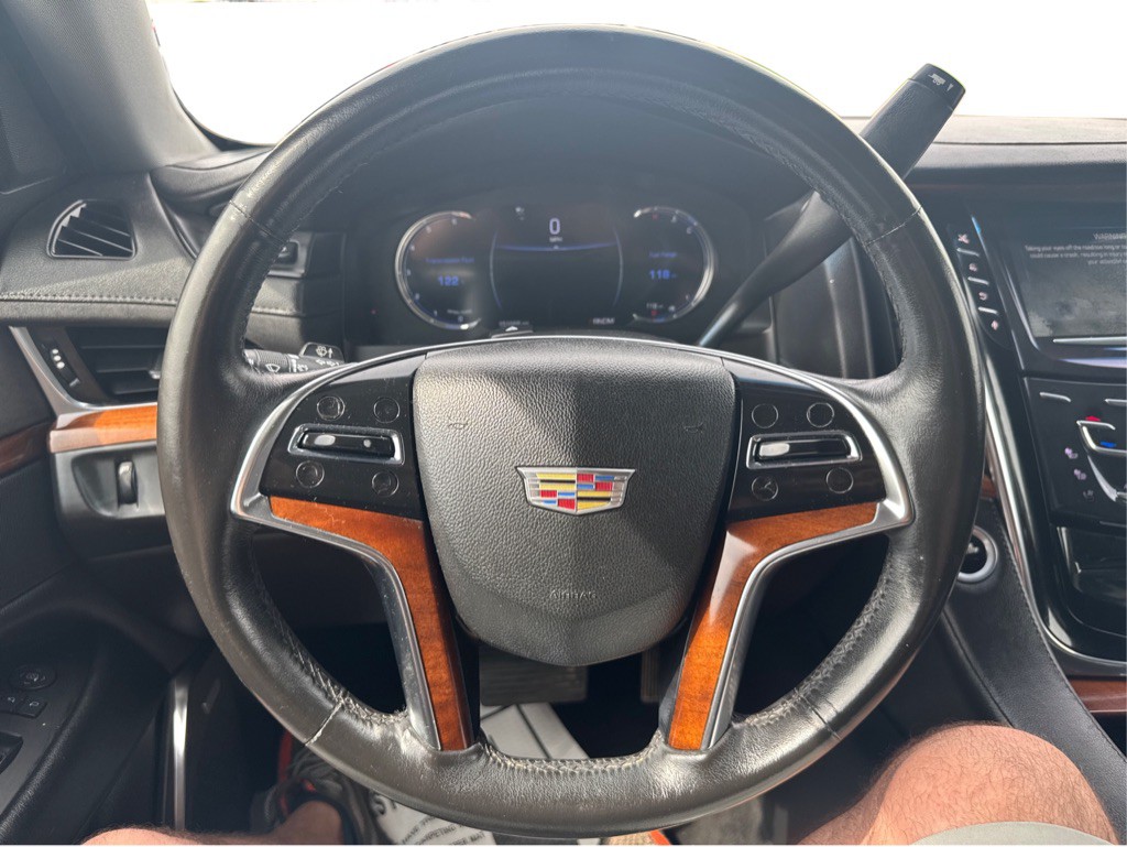 2016 Cadillac Escalade Image 21
