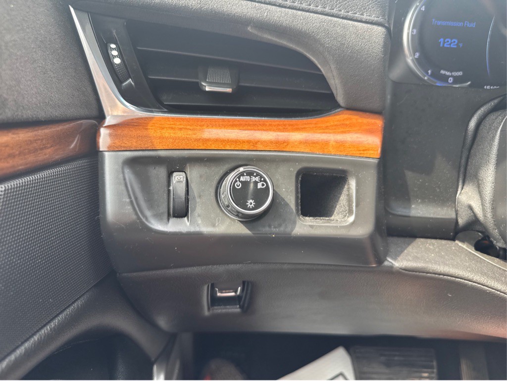 2016 Cadillac Escalade Image 25