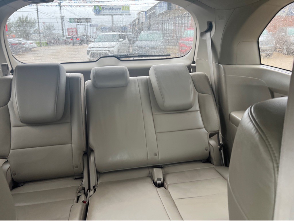 2013 Honda Odyssey Image 13