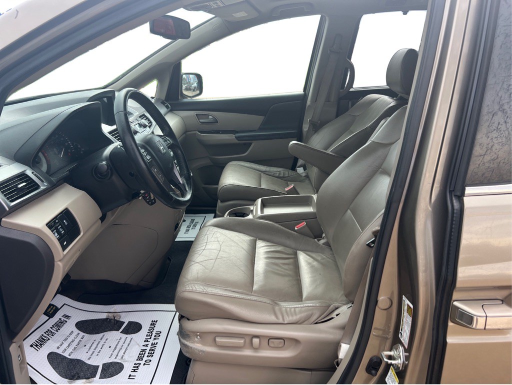 2013 Honda Odyssey Image 18