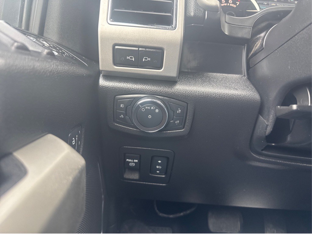 2018 Ford F-150 Image 39