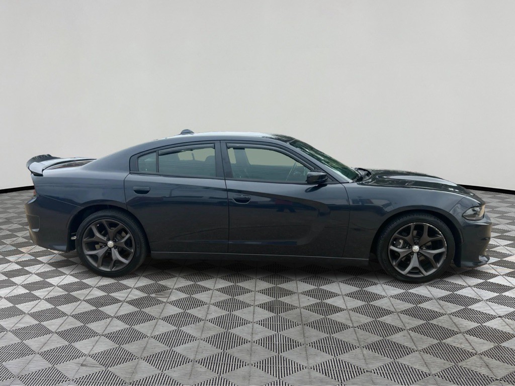 2018 Dodge Charger Image 1