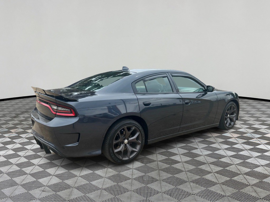 2018 Dodge Charger Image 2