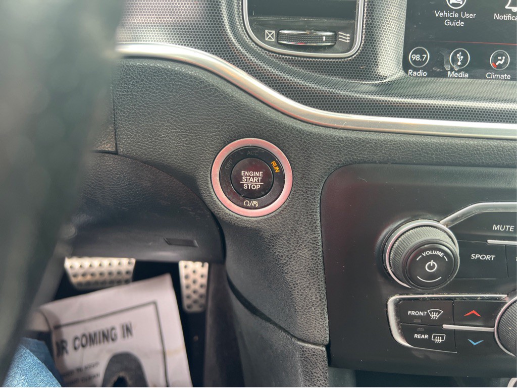 2018 Dodge Charger Image 11