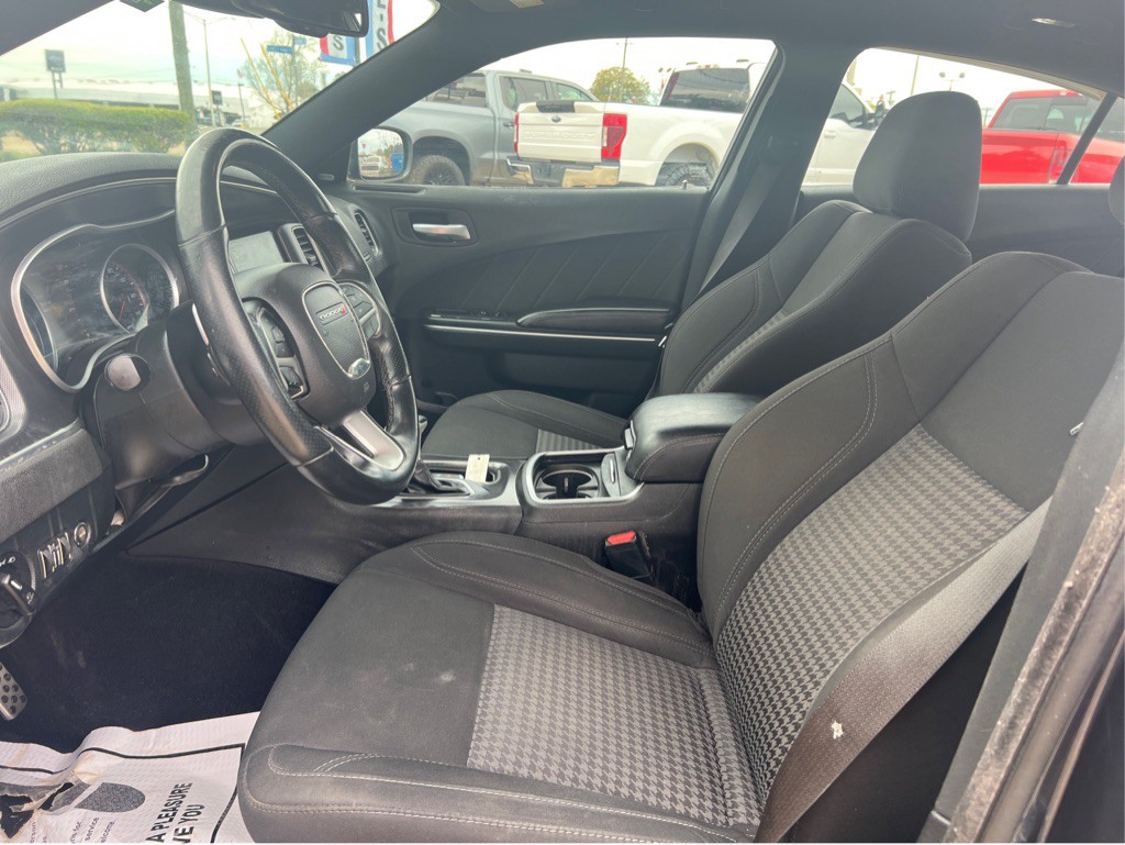 2018 Dodge Charger Image 16