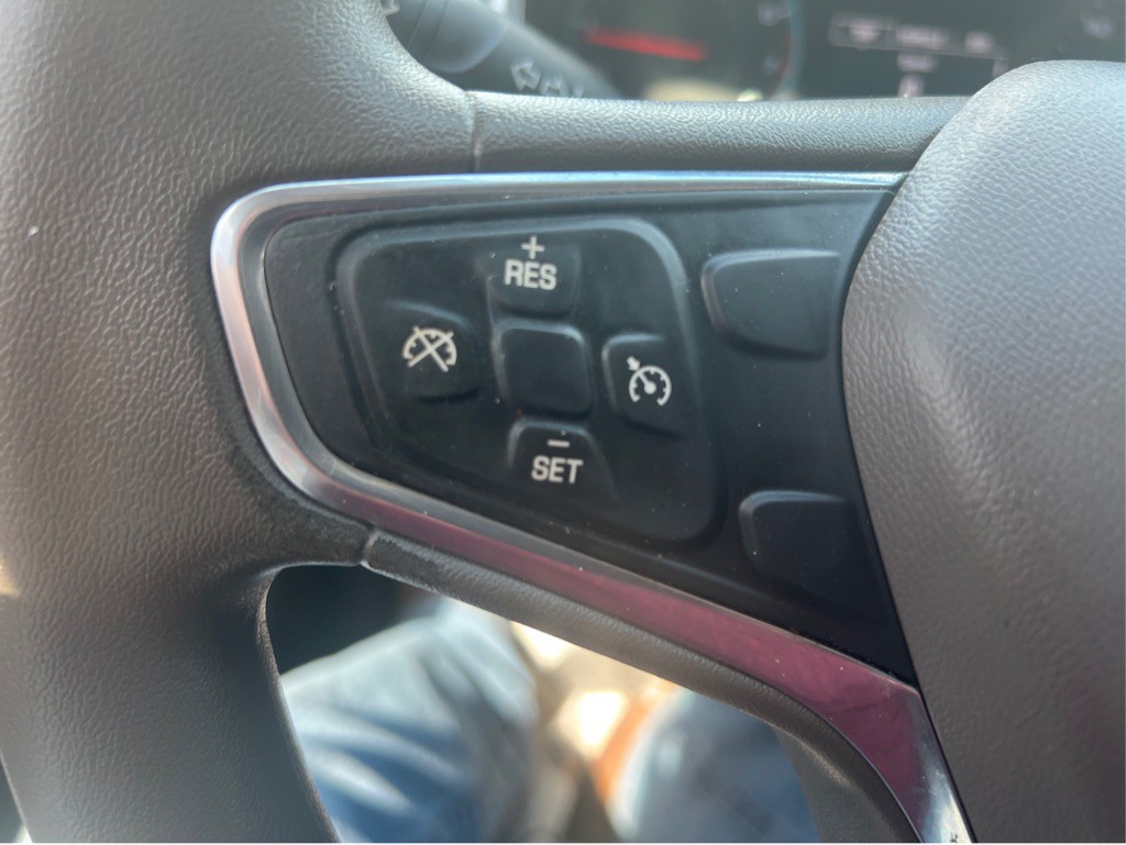 2016 Chevrolet Malibu Image 12