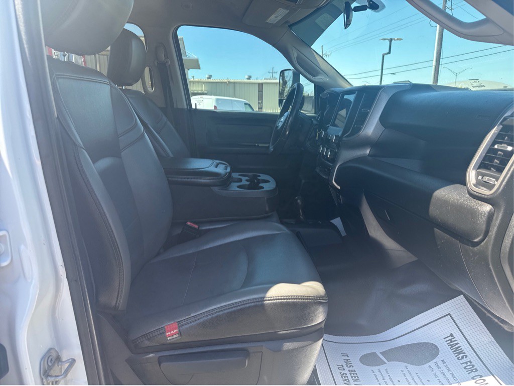 2020 RAM 3500 Image 12