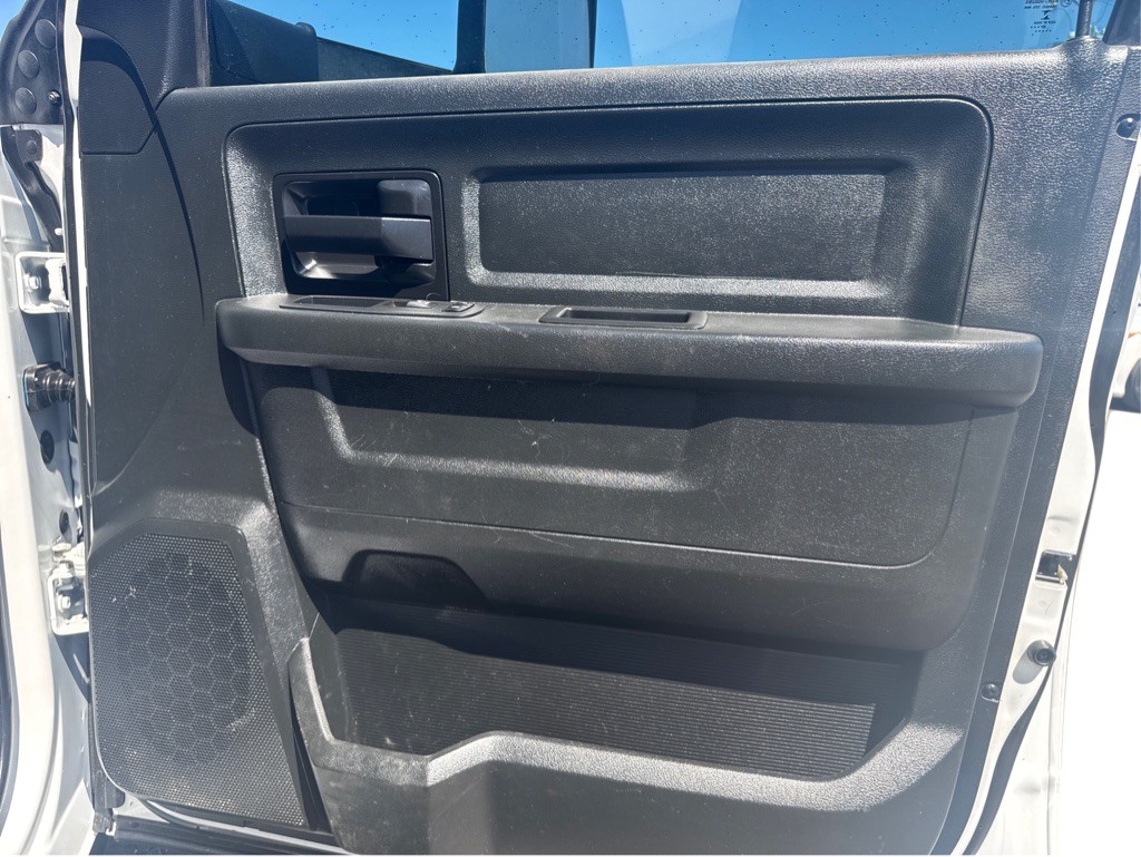 2020 RAM 3500 Image 24
