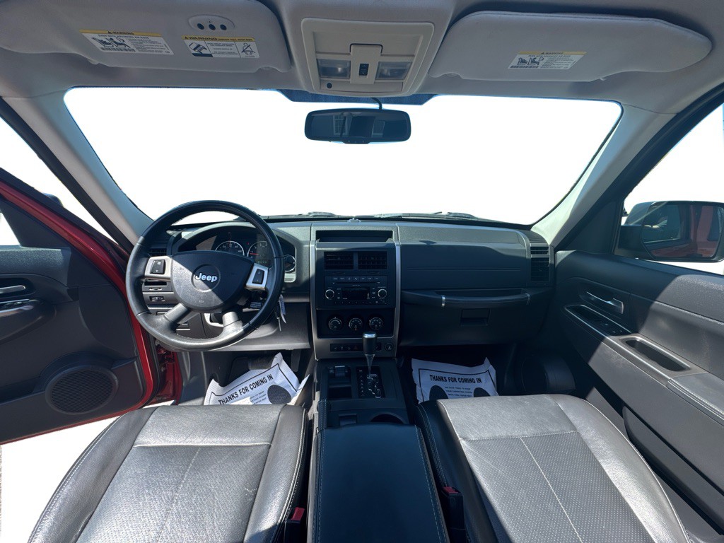 2010 Jeep Liberty Image 9