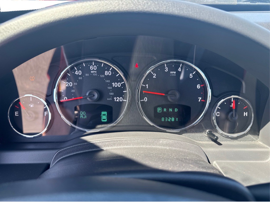 2010 Jeep Liberty Image 18