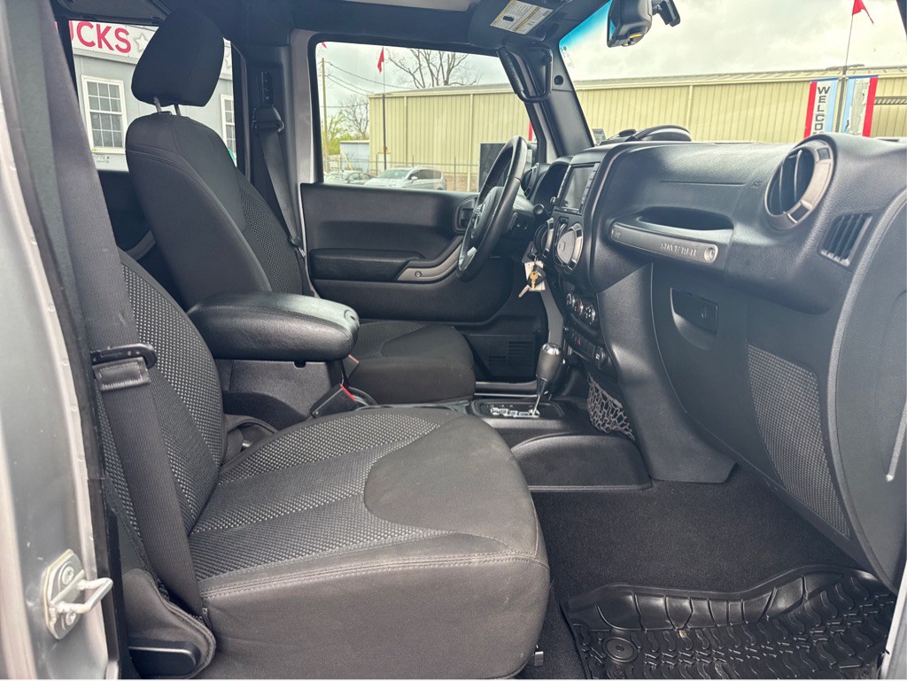 2016 Jeep Wrangler Unlimited Image 10