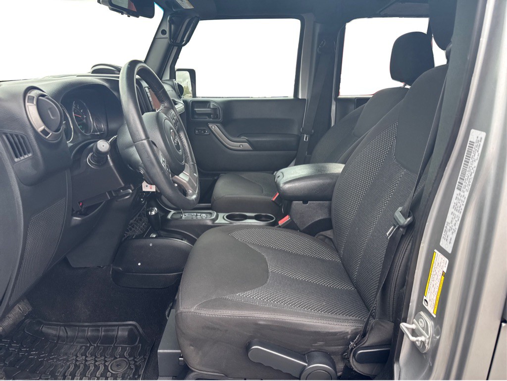 2016 Jeep Wrangler Unlimited Image 12
