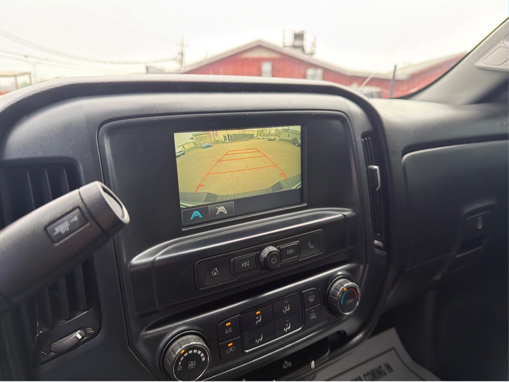 2018 Chevrolet Silverado 1500 Image 12