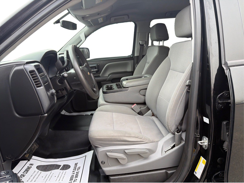 2018 Chevrolet Silverado 1500 Image 13