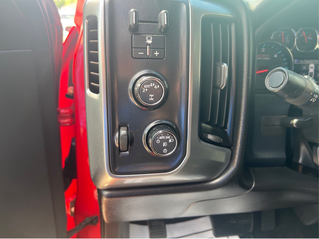 2017 Chevrolet Silverado 1500 Image 12