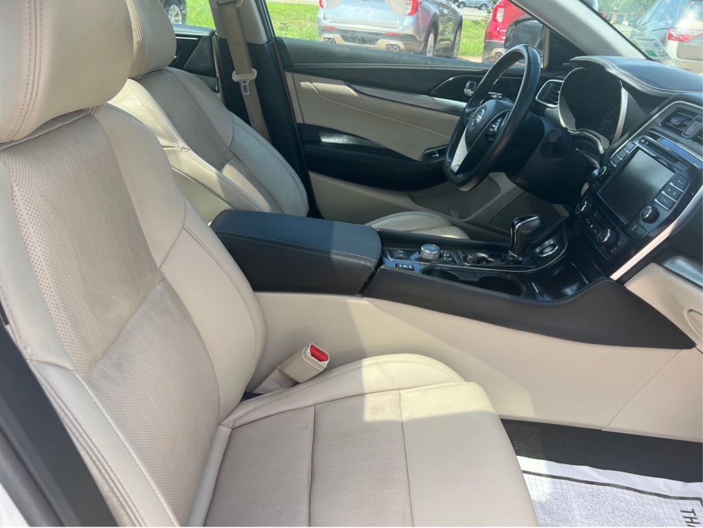 2020 Nissan Maxima Image 16