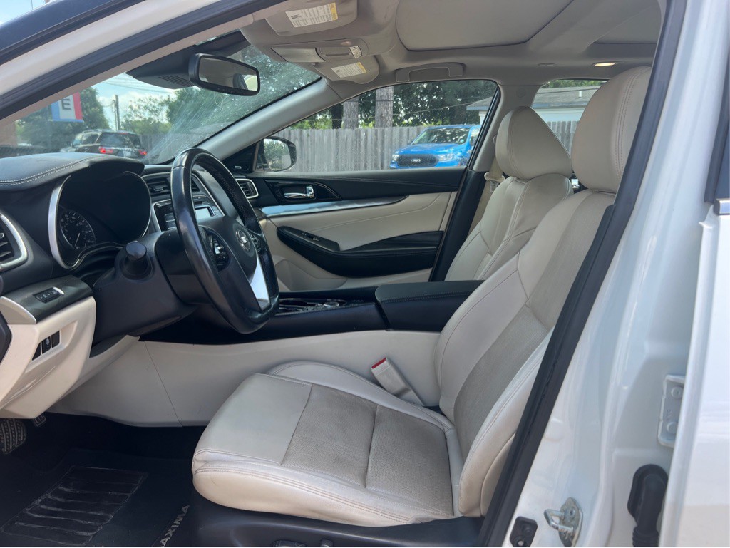 2020 Nissan Maxima Image 17