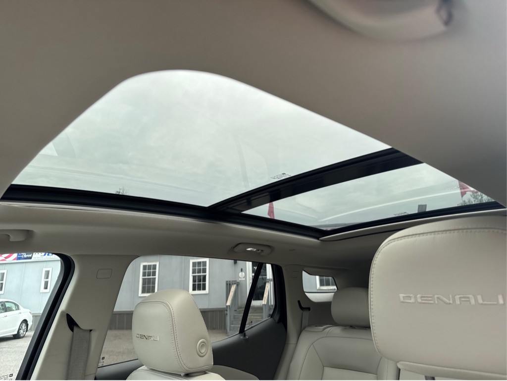 2020 GMC Terrain Image 12