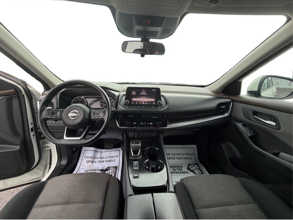 2023 Nissan Rogue Image 12