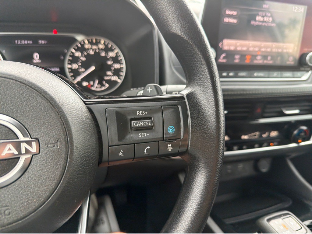 2023 Nissan Rogue Image 16