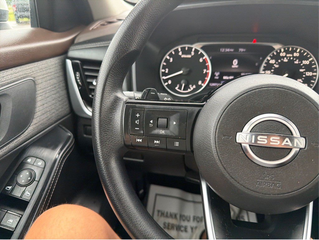 2023 Nissan Rogue Image 17