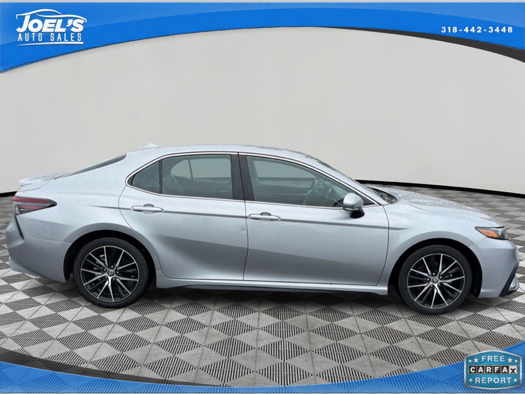 2022 Toyota Camry Image 8