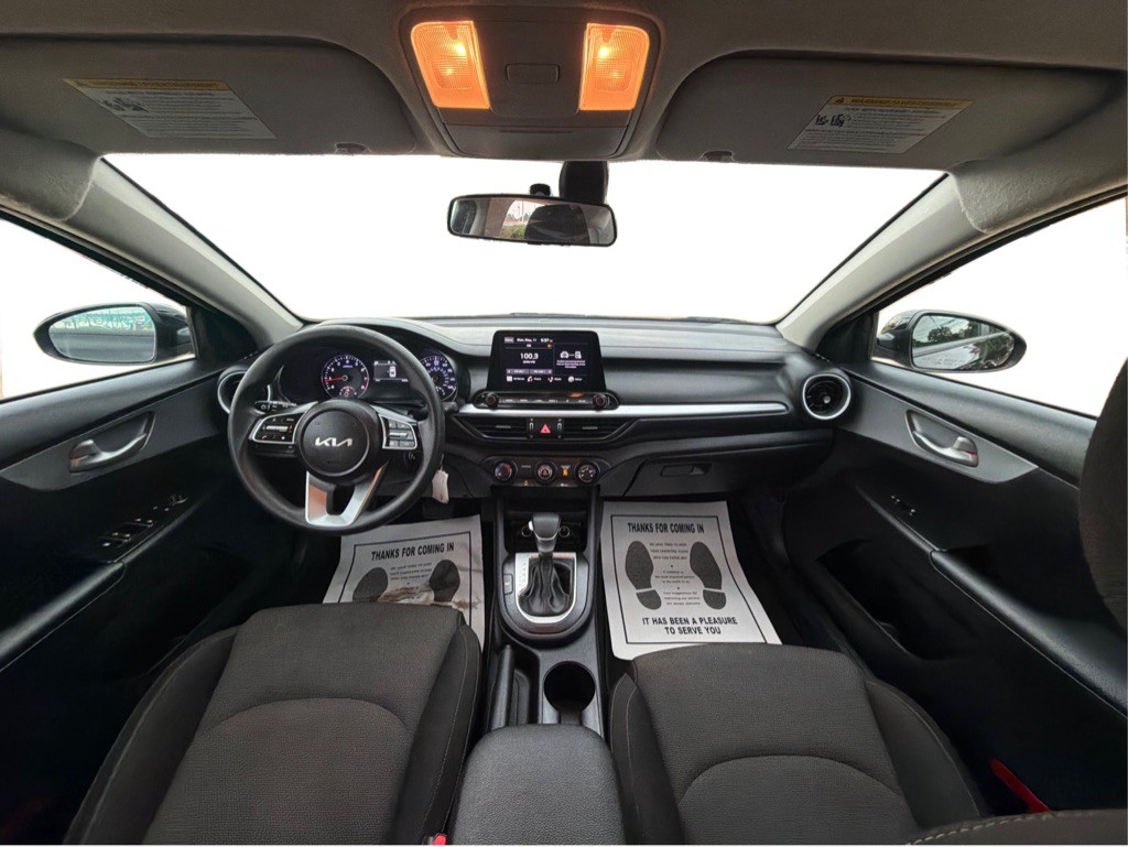 2023 Kia Forte Image 11