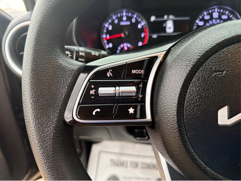 2023 Kia Forte Image 16