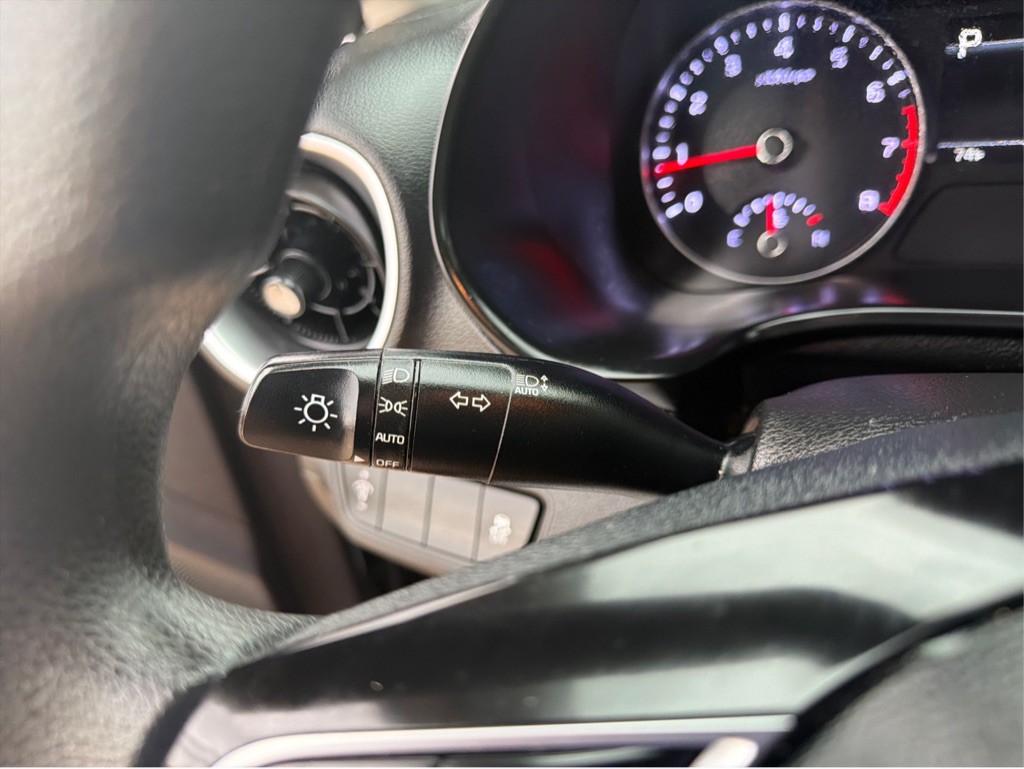 2023 Kia Forte Image 19