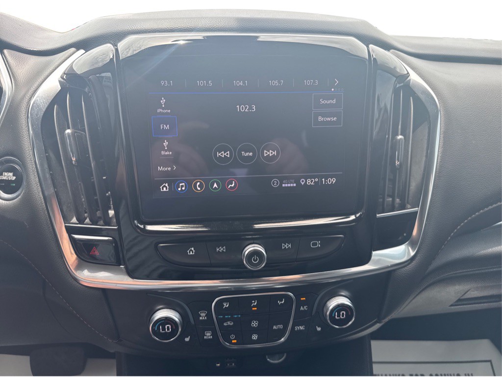 2021 Chevrolet Traverse Image 16