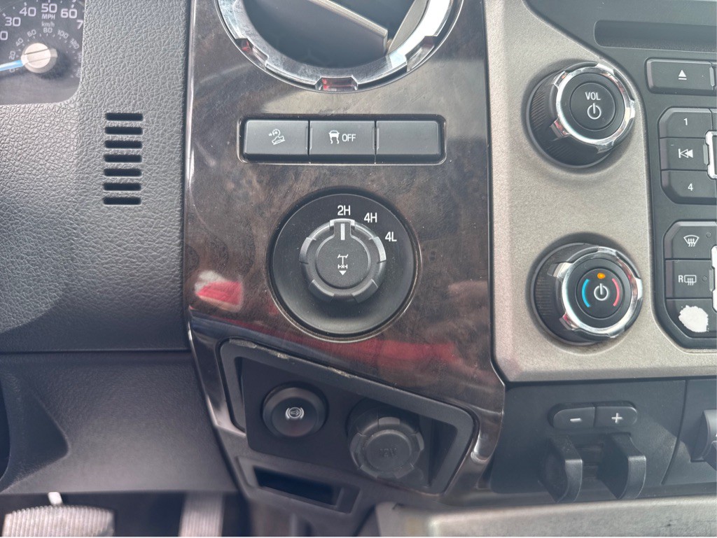 2015 Ford F-250 Image 22