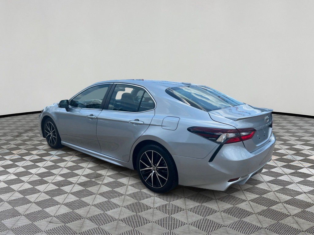 2021 Toyota Camry Image 4