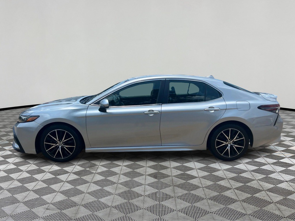 2021 Toyota Camry Image 5