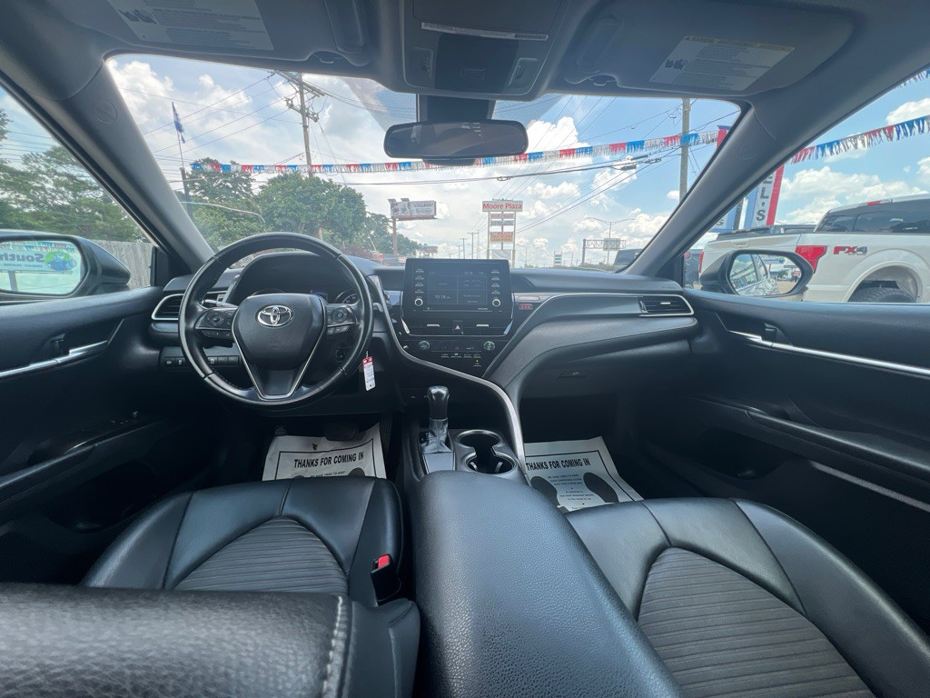 2021 Toyota Camry Image 25