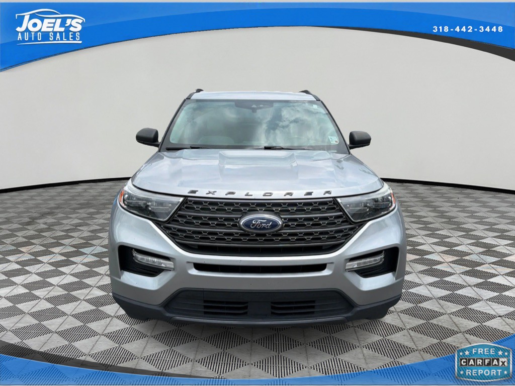 2021 Ford Explorer Image 2