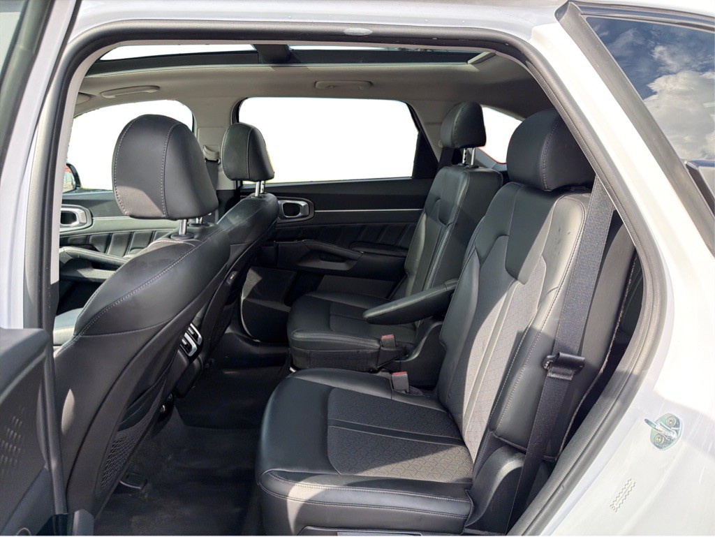 2021 Kia Sorento Image 11