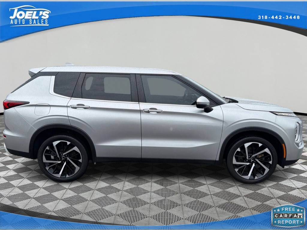 2022 Mitsubishi Outlander Image 7