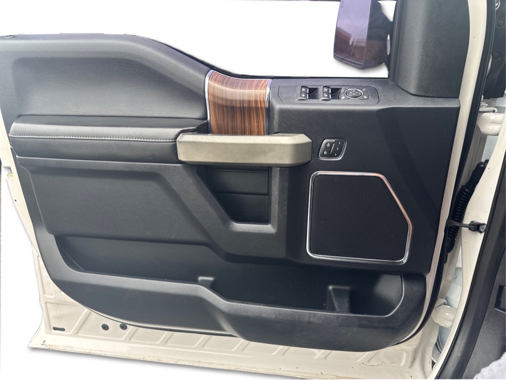 2017 Ford F-150 Image 26