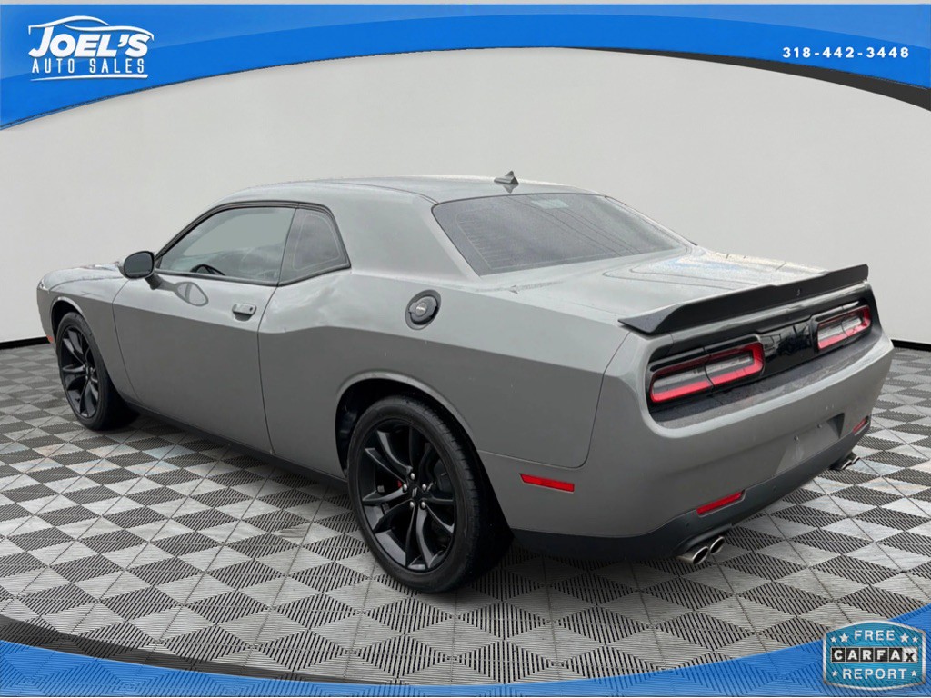 2018 Dodge Challenger Image 5