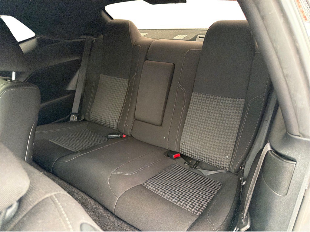 2018 Dodge Challenger Image 10