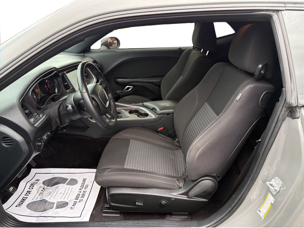 2018 Dodge Challenger Image 13