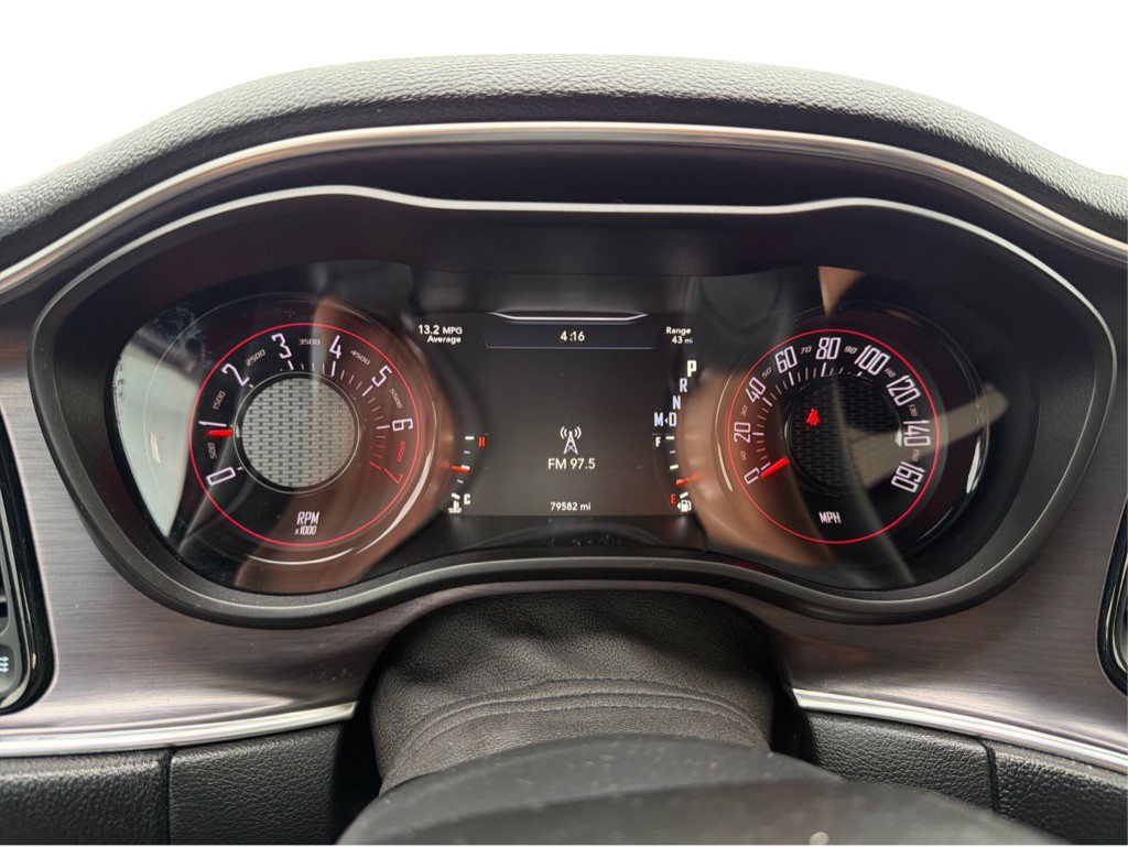 2018 Dodge Challenger Image 15