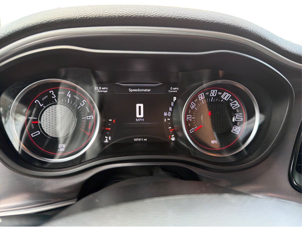 2019 Dodge Challenger Image 15
