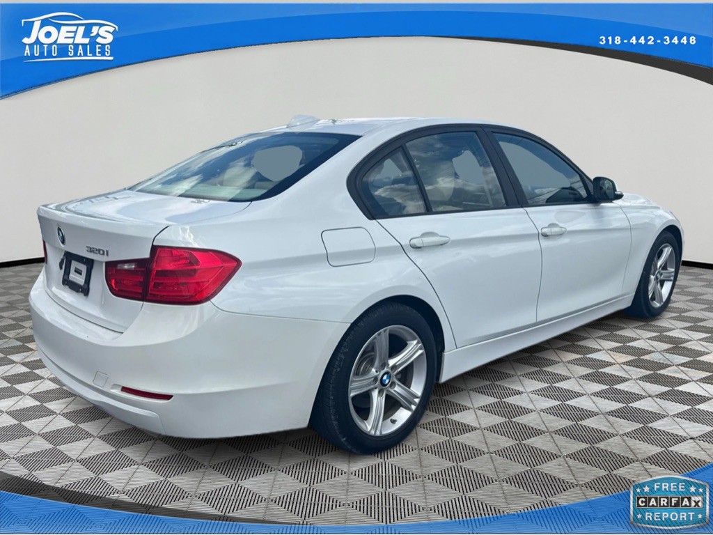 2015 BMW 3 Series Image 5