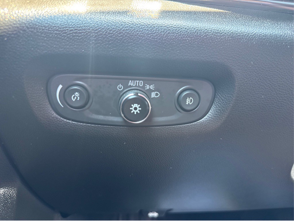 2020 Chevrolet Traverse Image 30
